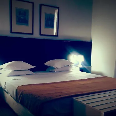 Urban Estação Hotel 3*